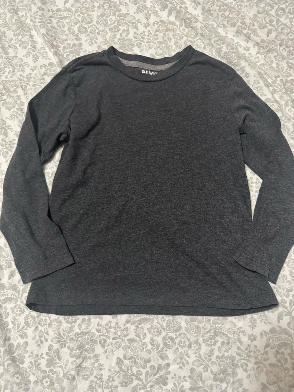 Old Navy Dark Gray Long Sleeve Tee